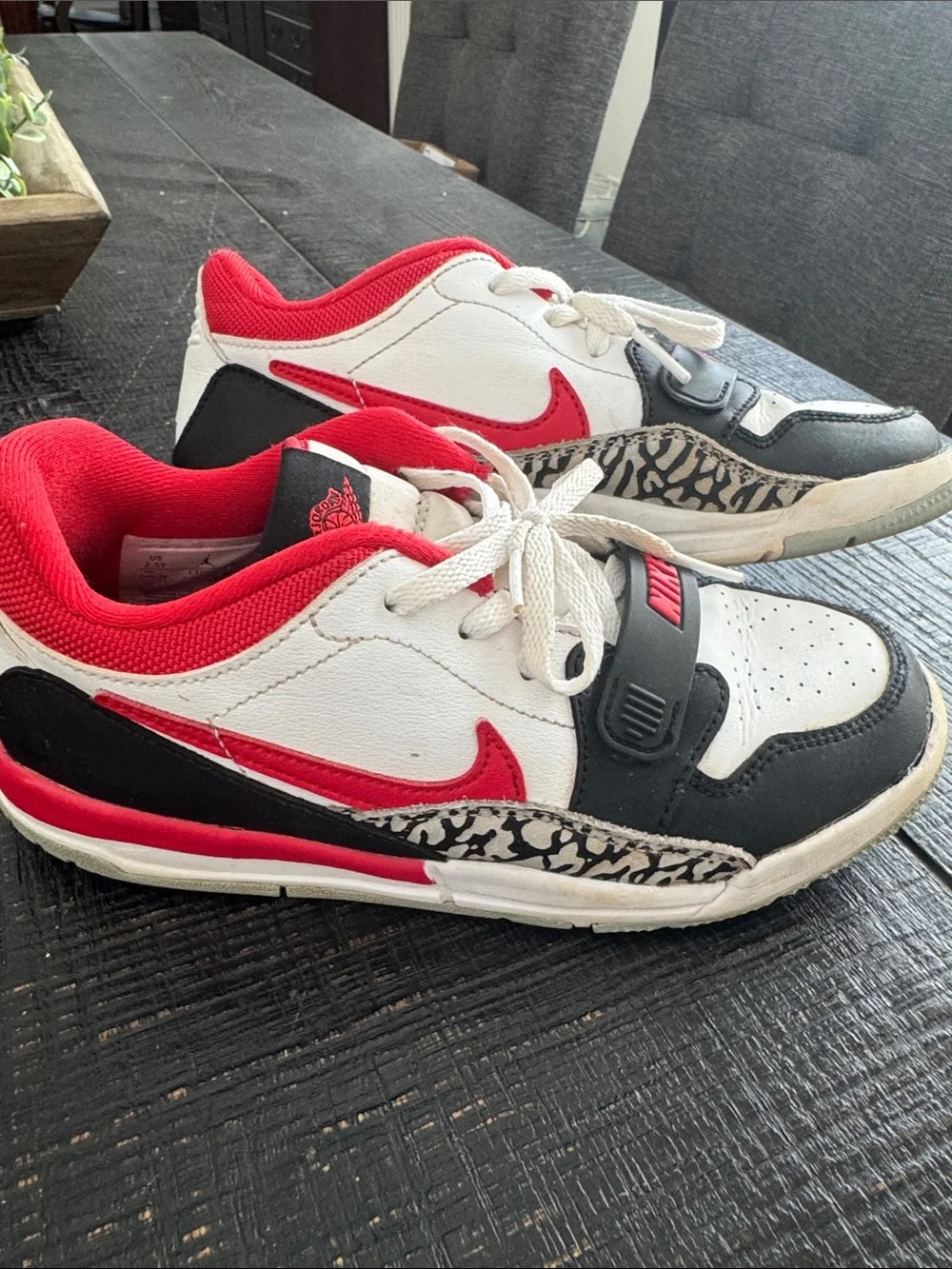 Nike Air Legacy Jordan 312 Low Chicago Size 2.5Y